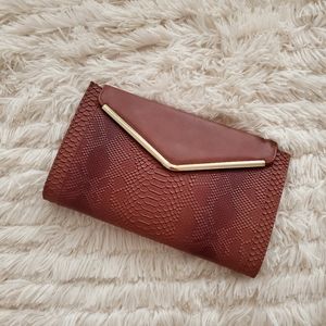 Envelope Clutch